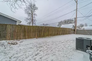 726 Fremont Rd, Valparaiso, IN 46385 - Photo 26