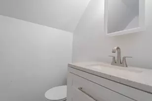 726 Fremont Rd, Valparaiso, IN 46385 - Photo 22