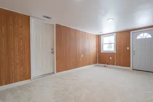 726 Fremont Rd, Valparaiso, IN 46385 - Photo 18