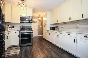 6912 Colorado St, Merrillville, IN 46410 - Photo 10