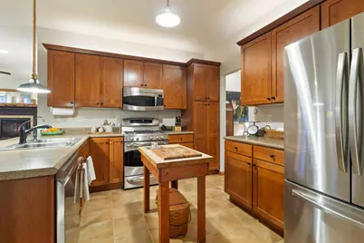 1356 Byfield Parkway, Valparaiso, IN 46385 - Photo 8