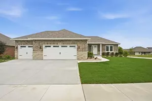 9360 W 106th Pl, Saint John, IN 46373 - Photo 2