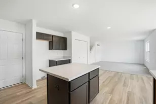 10392 Knox St, Crown Point, IN 46307 - Photo 6