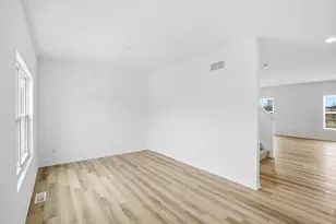 6587 E 104th Ave, Crown Point, IN 46307 - Photo 4