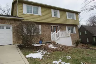 194 Wexford Rd, Valparaiso, IN 46385 - Photo 2