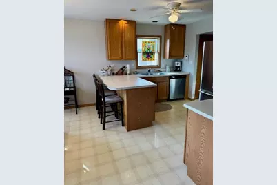 6827 Falcon Drive, Schererville, IN 46375 - Photo 2