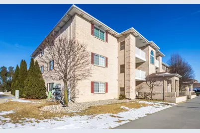 2023 W 75th #22, Merrillville, IN 46410 - Photo 2