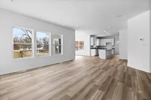 3005 E 105th Ave, Crown Point, IN 46307 - Photo 4