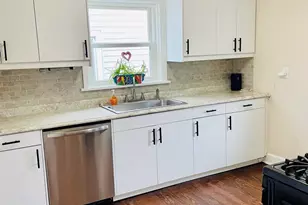 1316 Lake Ave, Whiting, IN 46394 - Photo 8