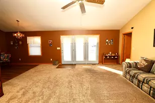 322 Valley Ct, Lowell, IN 46356 - Photo 8