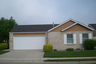 322 Valley Ct, Lowell, IN 46356 - Photo 2