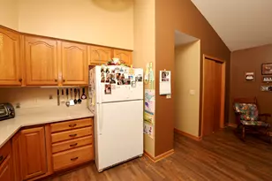 322 Valley Ct, Lowell, IN 46356 - Photo 12