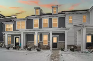 1023 E 117th Ln, Crown Point, IN 46307 - Photo 2