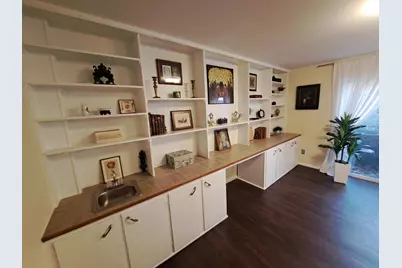 8400 Forest Avenue, Gary, IN 46403 - Photo 18