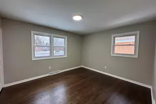 1608 Tulip Ln, Munster, IN 46321 - Photo 18