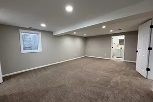 1608 Tulip Ln, Munster, IN 46321 - Photo 24