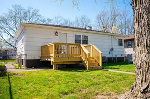 707 N Ernest St, Griffith, IN 46319 - Photo 4