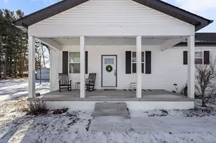 8831 W 1225 N, Demotte, IN 46310 - Photo 4