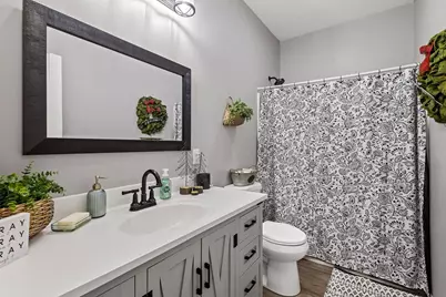 8831 W 1225 N, Demotte, IN 46310 - Photo 26