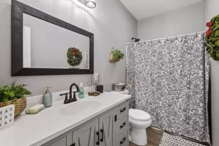 8831 W 1225 N, Demotte, IN 46310 - Photo 26