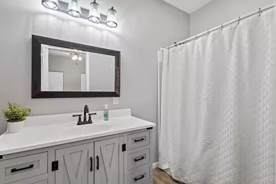 8831 W 1225 N, Demotte, IN 46310 - Photo 22