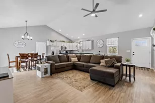 8831 W 1225 N, Demotte, IN 46310 - Photo 6