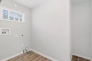 105 S Kimball St, Kouts, IN 46347 - Photo 18