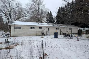 11240 E Division Rd, Knox, IN 46534 - Photo 12