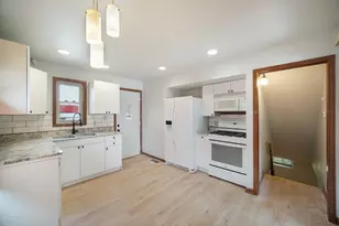 7230 McLaughlin Ave, Hammond, IN 46324 - Photo 6