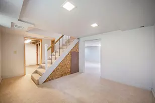 7230 McLaughlin Ave, Hammond, IN 46324 - Photo 12