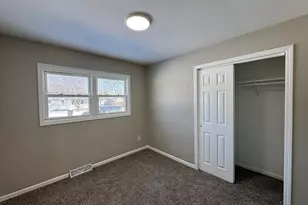 2976 Evelyn St, Portage, IN 46368 - Photo 14