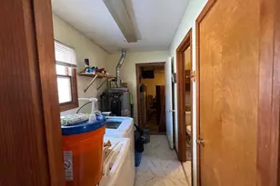 1217 Daisy St SE, Demotte, IN 46310 - Photo 10