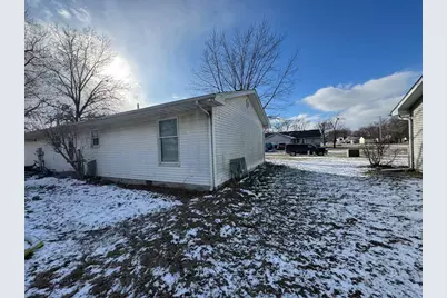 1217 Daisy Street SE, Demotte, IN 46310 - Photo 2