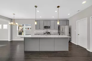 2406 Caspian Ln, Valparaiso, IN 46385 - Photo 6