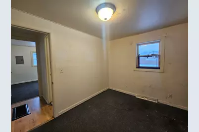 306 N Lincoln Street, Hebron, IN 46341 - Photo 8