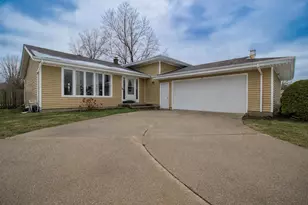 1241 Willow Ln, Schererville, IN 46375 - Photo 1