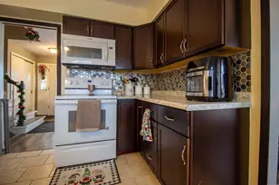 1241 Willow Ln, Schererville, IN 46375 - Photo 8