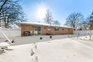 1749 Green Meadow Ln, Chesterton, IN 46304 - Photo 24