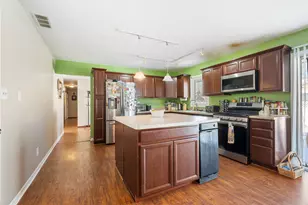 1749 Green Meadow Ln, Chesterton, IN 46304 - Photo 10