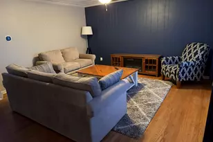 233 E 1050 N, Chesterton, IN 46304 - Photo 2