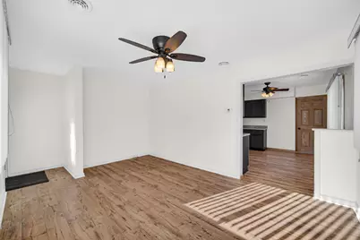 1236 W Cleveland Avenue, Hobart, IN 46342 - Photo 8