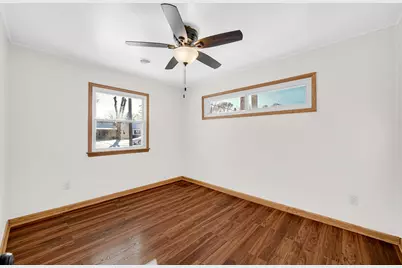 1236 W Cleveland Avenue, Hobart, IN 46342 - Photo 14