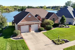 431 Hilbrich Dr, Schererville, IN 46375 - Photo 2