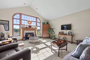 431 Hilbrich Dr, Schererville, IN 46375 - Photo 10