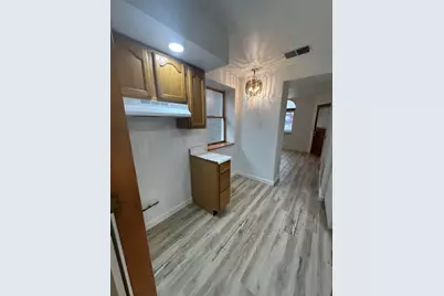 806 Maple Avenue, La Porte, IN 46350 - Photo 6