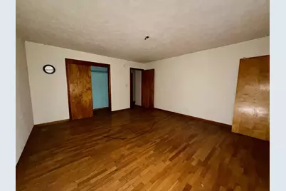 58475 Crumstown Highway, South Bend, IN 46619 - Photo 8