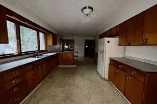 58475 Crumstown Hwy, South Bend, IN 46619 - Photo 4