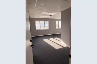 315 E Ridge Road, Griffith, IN 46319 - Photo 4