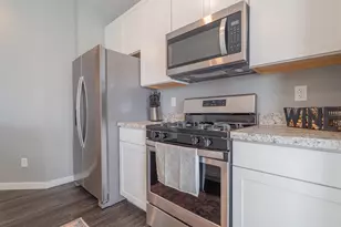 425 Briarwood Ln, Lowell, IN 46356 - Photo 10