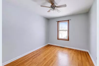 7517 Montana Street, Merrillville, IN 46410 - Photo 10